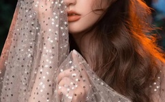 宝宝才三根手指就受不了